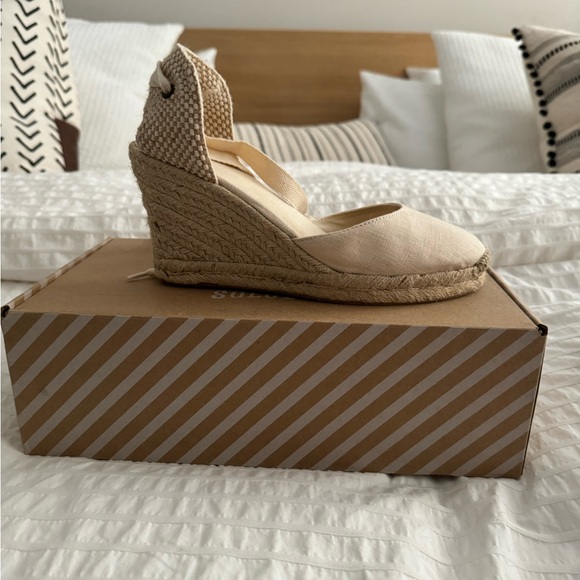 SOLD Soludos tie up espadrilles - Picture 5 of 5